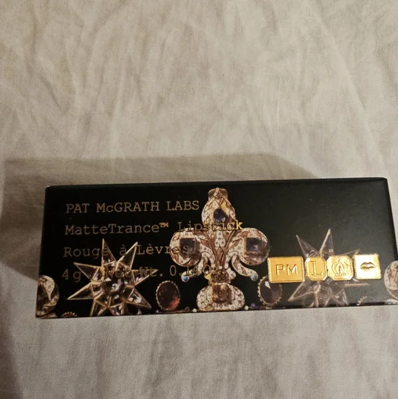 Pat McGrath Labs MatteTrance Lipstick - Picture 4 of 6